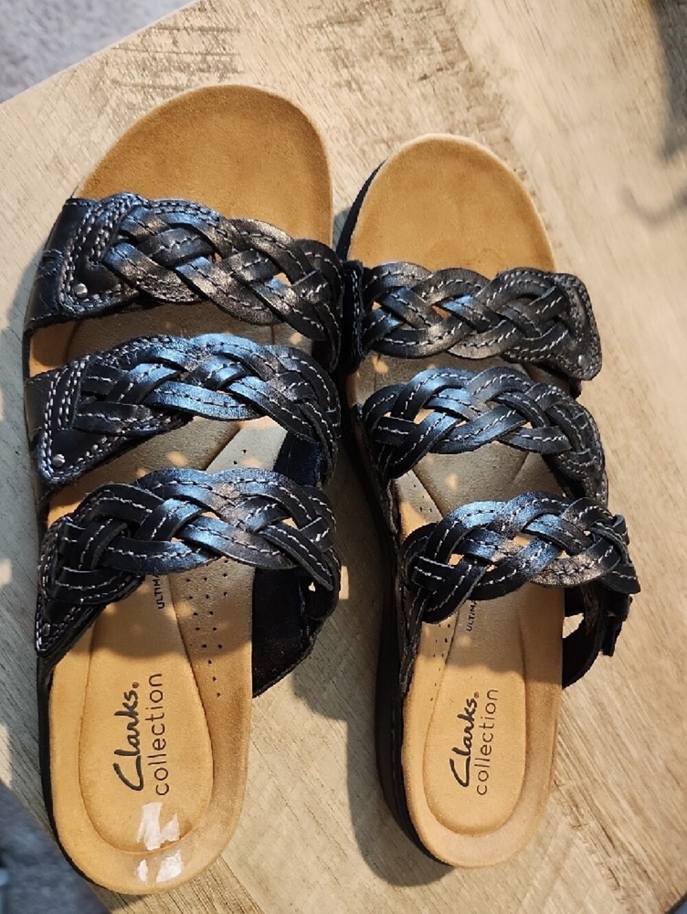 Clarks Women's Black Braided Laurieann Rio Triple-Strap Slide Sandals - Picture 2 of 5